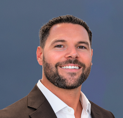 luke new headshot 2026