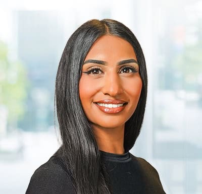 karen gararth headshot 2026 website 400x385px